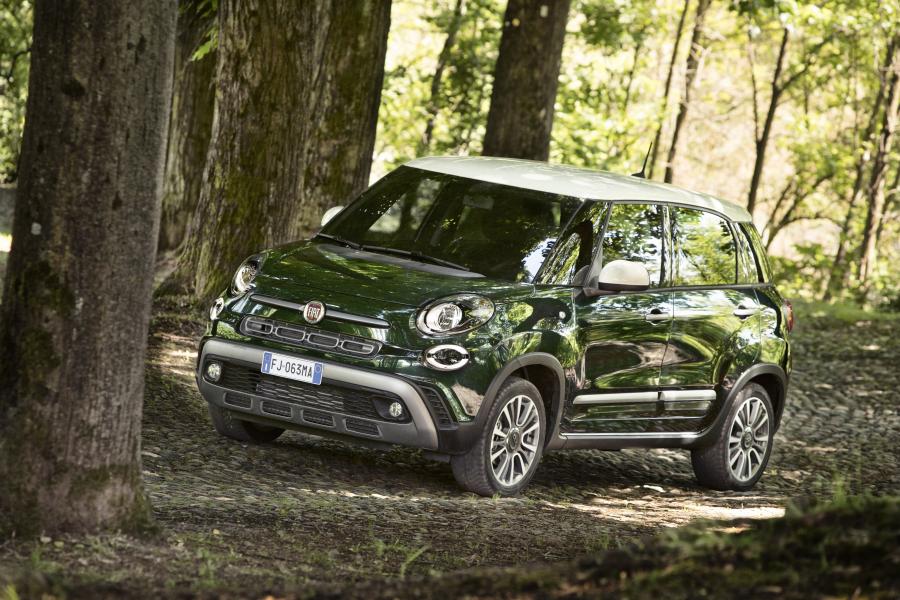  Fiat 500L Cross (330) 2017 года  (фото 21 из 39)
